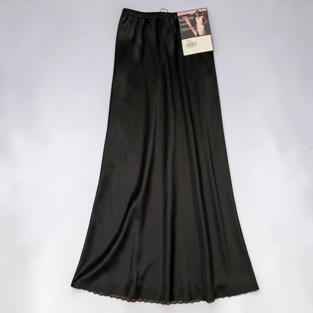 NWT Vassarette Anti-Static Half Slip Black Sable 20” Length Size L